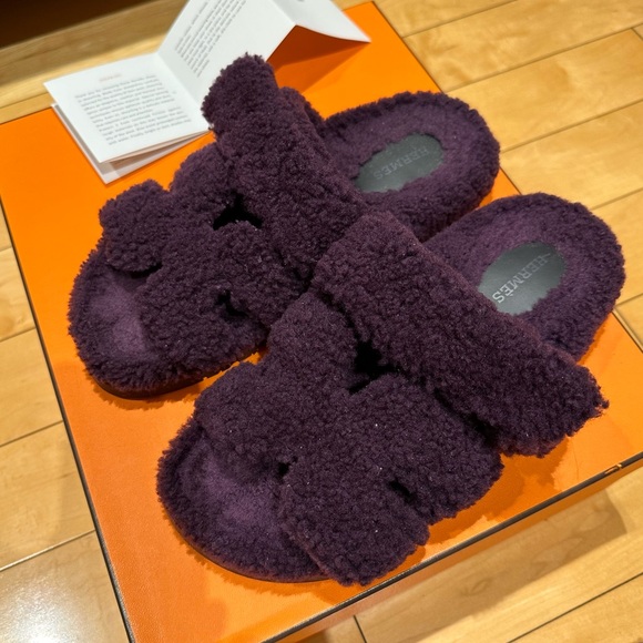 Hermes Chypre shearling sandals, purple size 37 - Picture 5 of 8